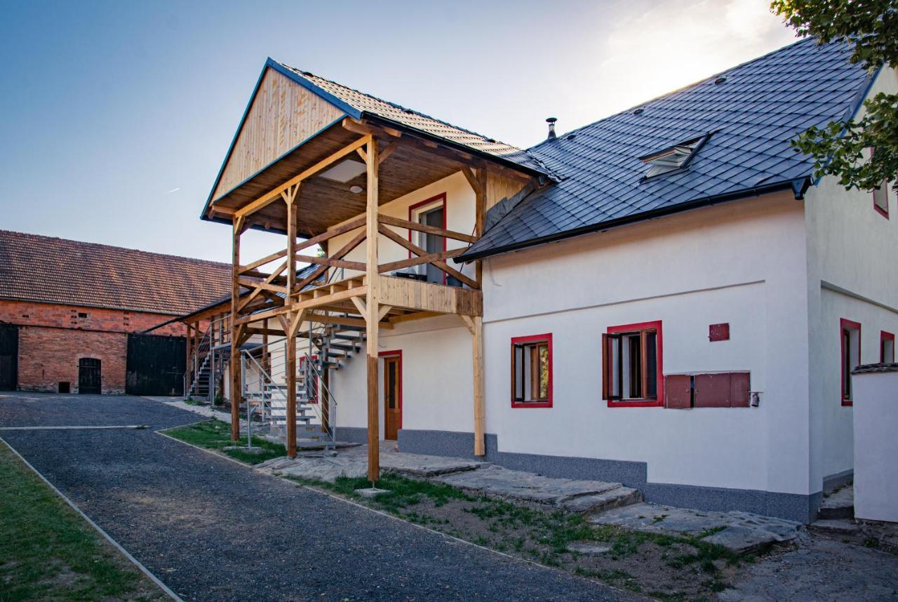 Apartmany Kurojedy Bor 외부 사진